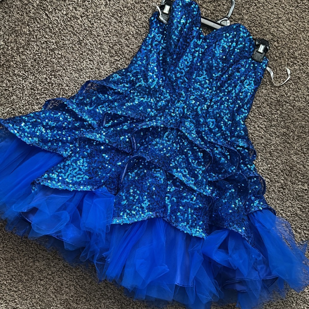Strapless Blue Dress with Shimmering Bodice and Tulle Skirt